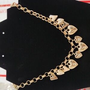 💛🔹️ Persimmon🔹️ Golden Tone Hearts Charm Necklace